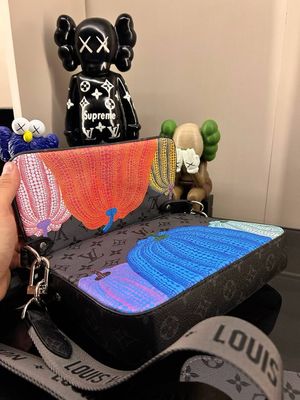 Cross Bags, ✨Wallets And Purses 👜 That Are In Style🔥
