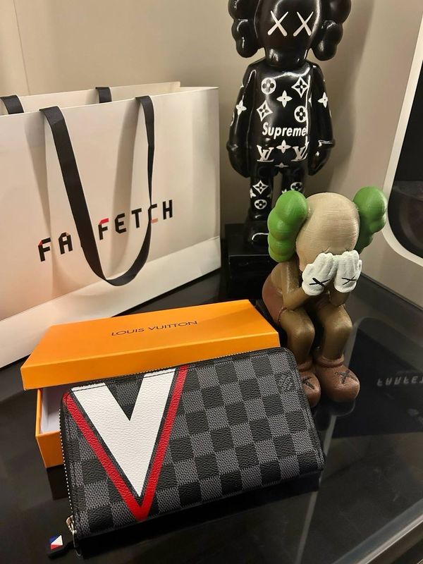 Louis Vuitton Wallet