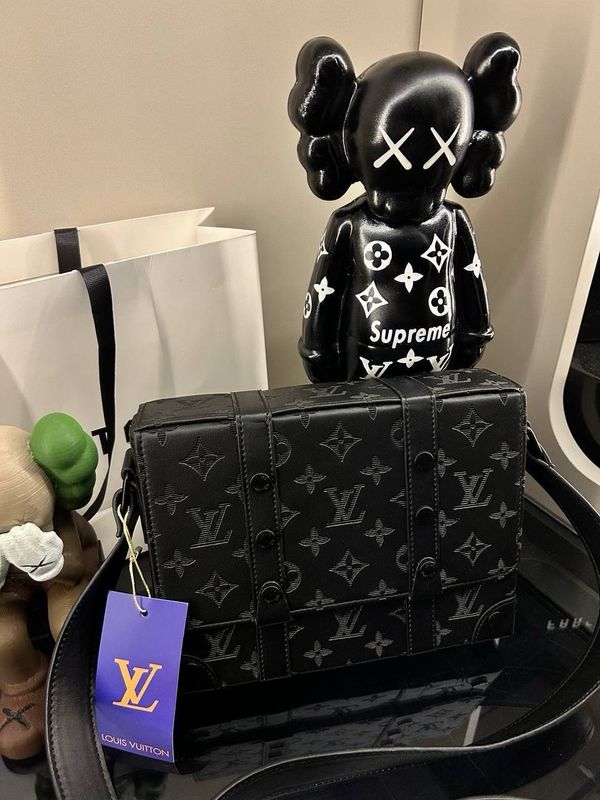 Louis Vuitton Cross Bag