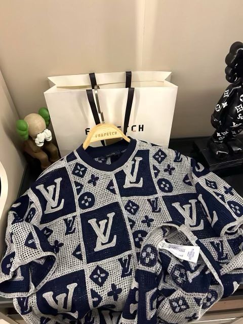 LV Shirt