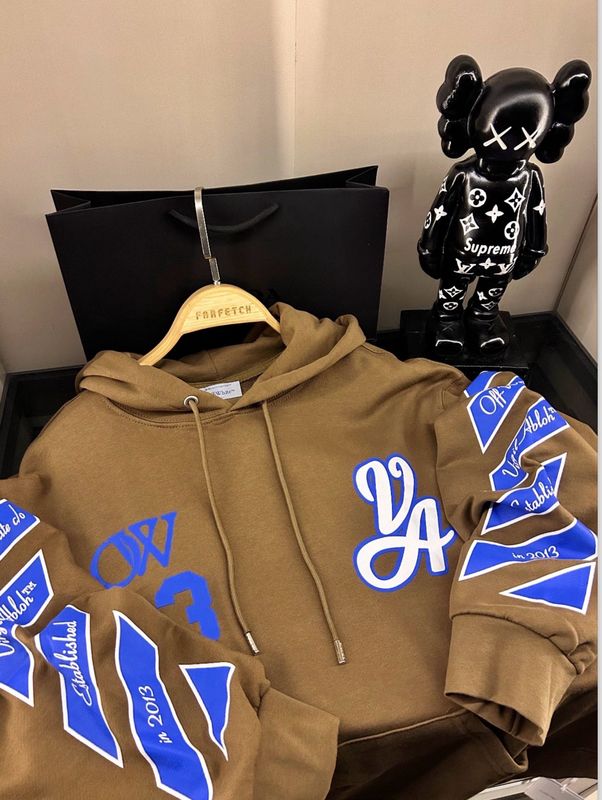 23 Hoodie