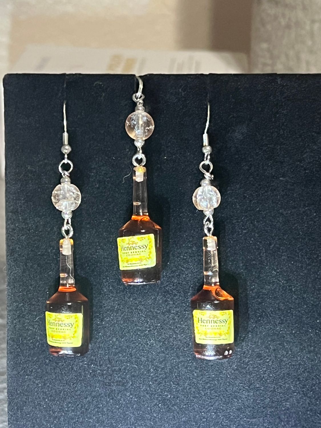 EARRINGS &amp; NECKLACE SET (Hennessy