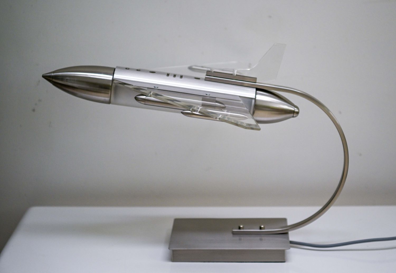 American Space Age Steel &amp; Clear Perspex Jet Plane Table Lamp c1980