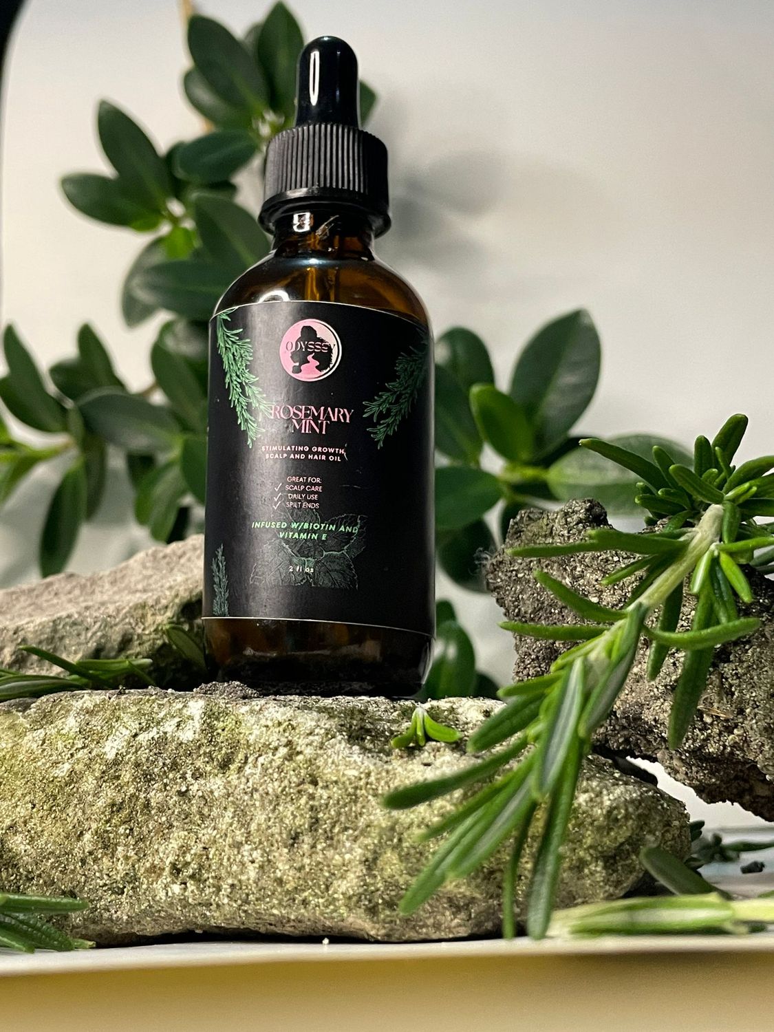 Rosemary Mint Stimulating Growth Oil