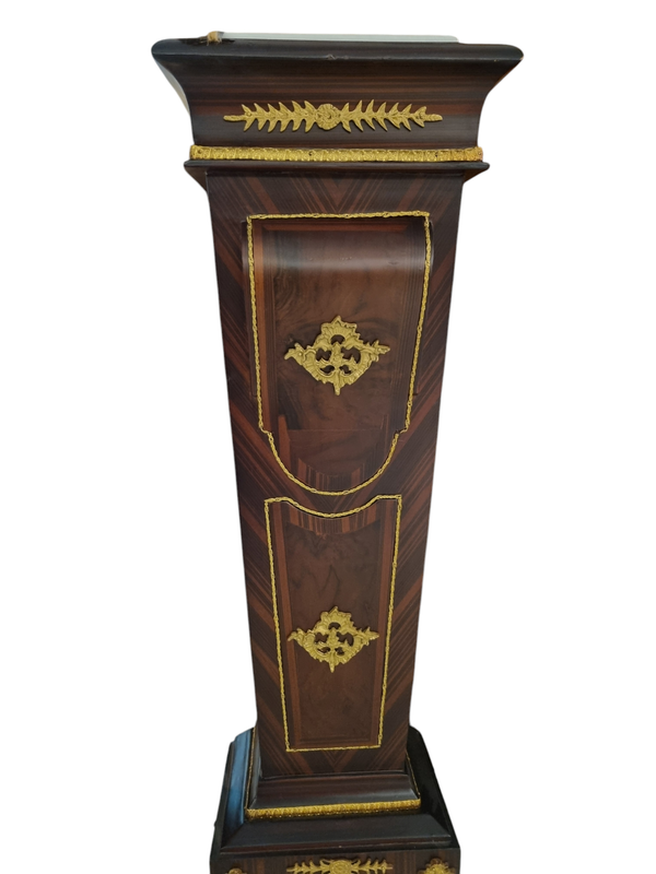 WOODEN COLUMN CAST BRASS