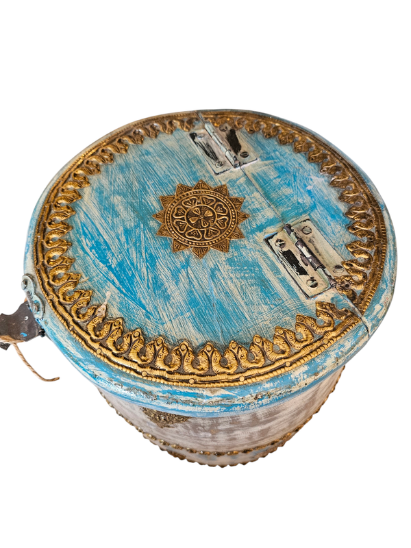 HAND DRAWN DRUM STOOL