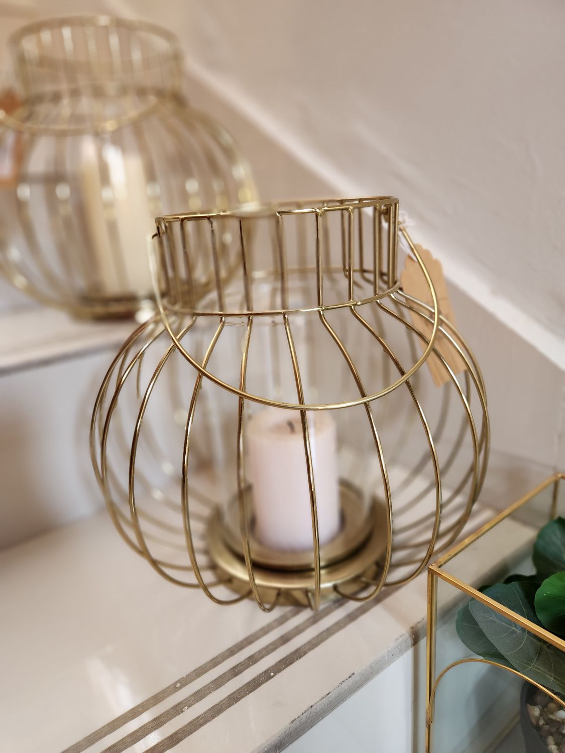 BRASS WIRE CANDLE HOLDER