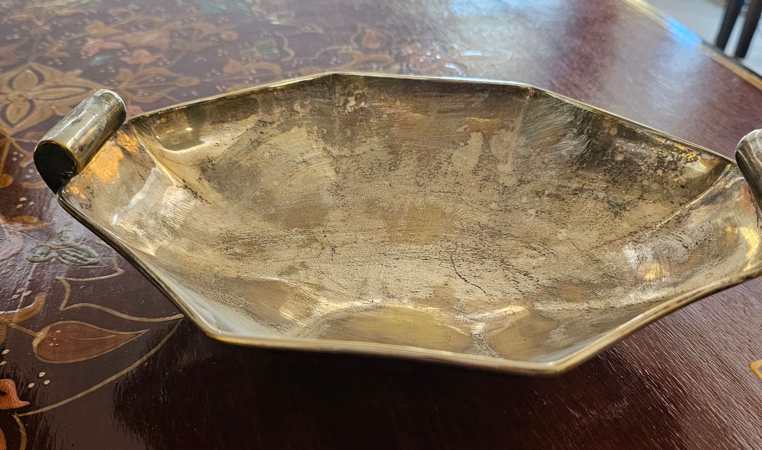 SILVER SMALL PLATE DECORATIVE