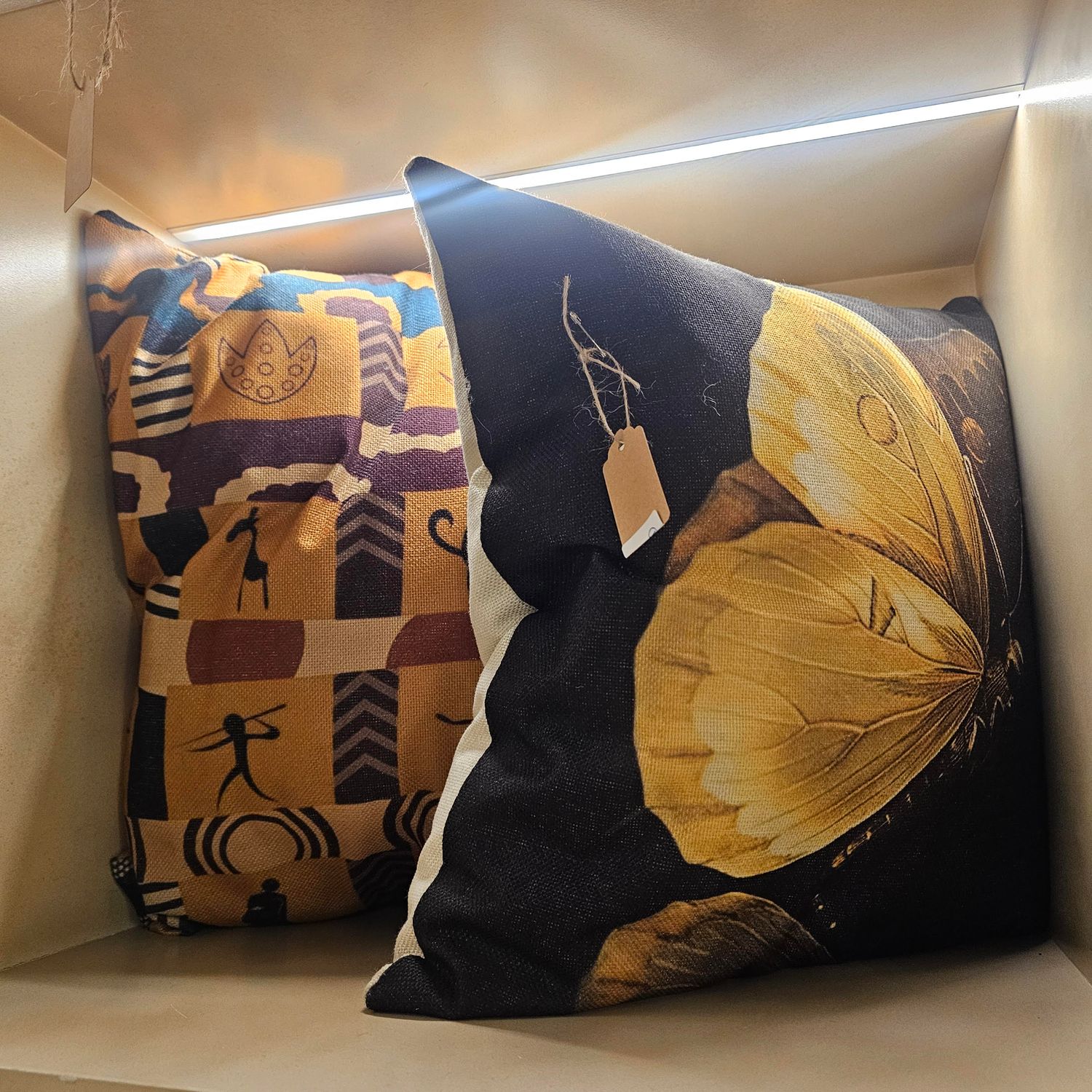 ASSORTED PILLOW CUSHION