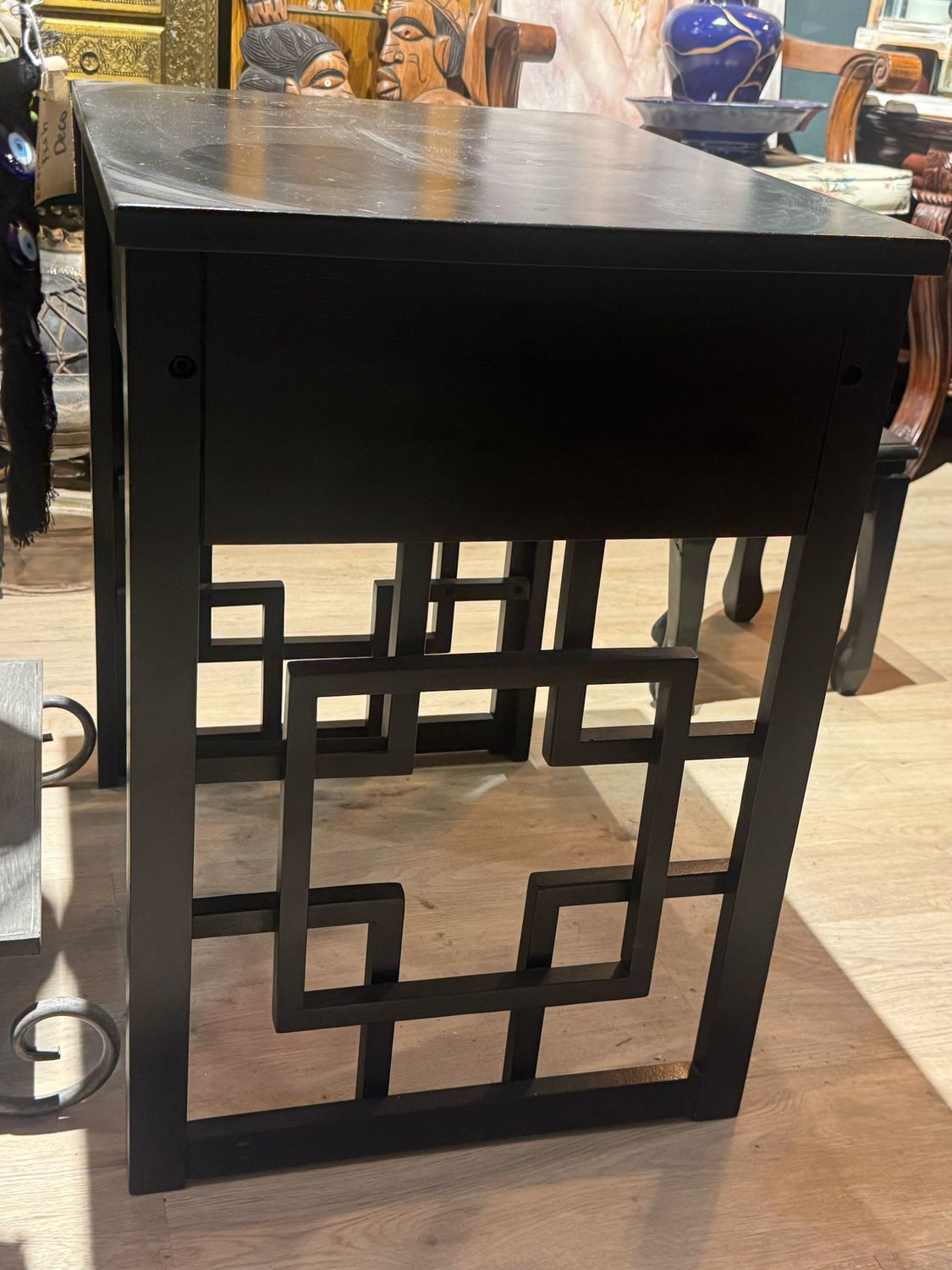 BLACK ORIENTAL SIDE TABLE