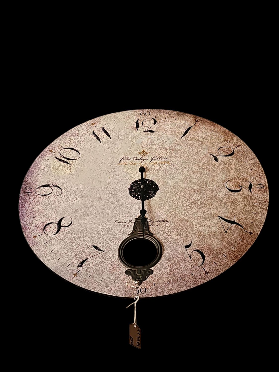 ROUND CLOCK VINTAGE