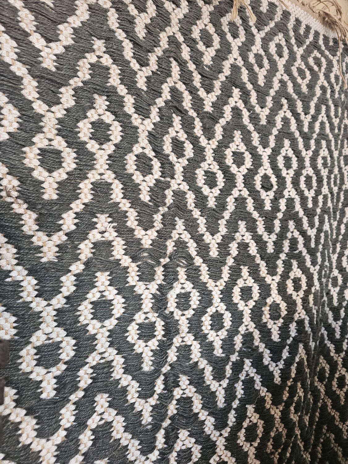 BIG JUTE WEAVE INDIAN CARPET