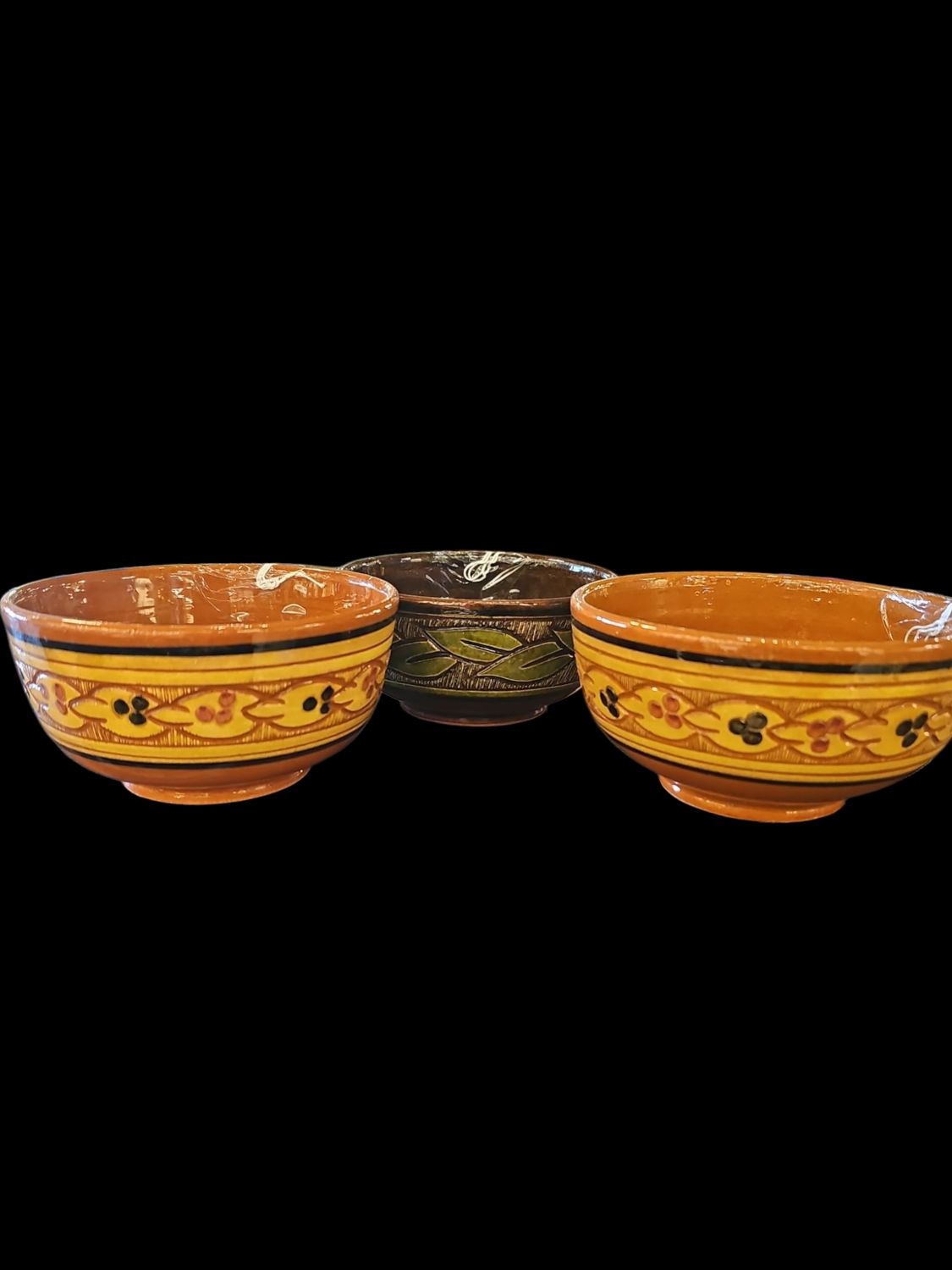 BOWLS BLUE GREEN YELLOW