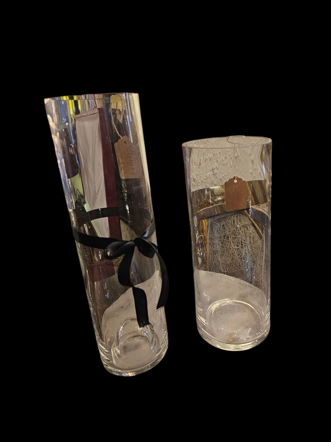 CLEAR GLASS FLOWER VASE