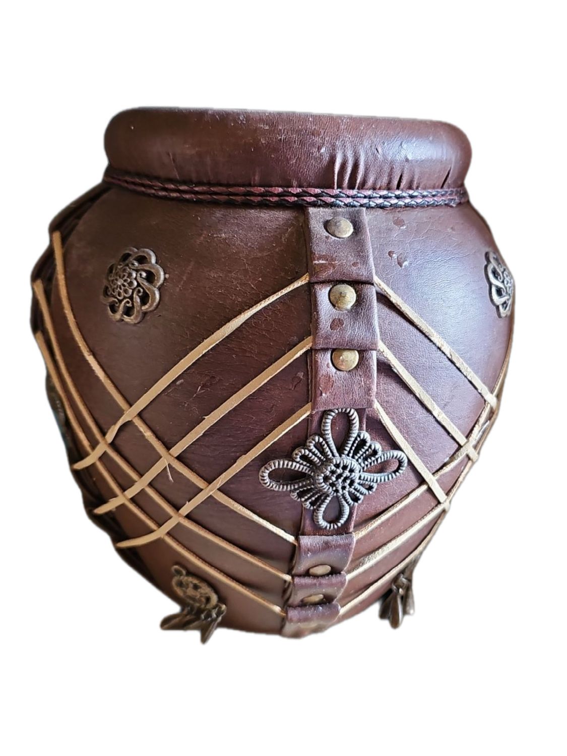 LEATHER HANDMADE VASE MEDIUM