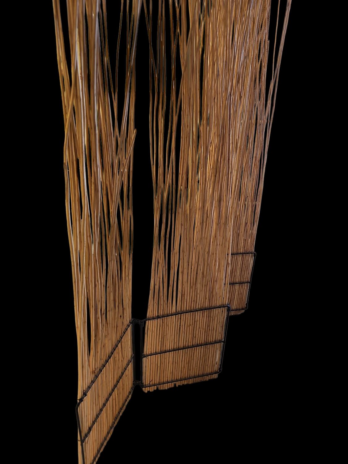 TRADITIONAL STYLE 3 PANEL WOODEN WILLOW BRANCH DIVIDER