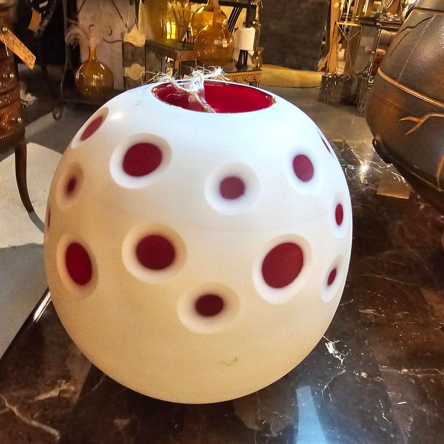 CERAMIC BALL LAMP CENTER TABLE