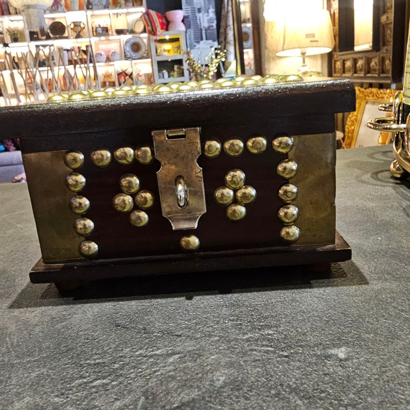 SMALL BRASS STUD WOODEN BOX