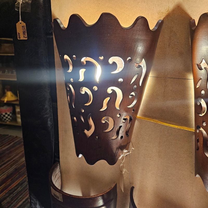 HANGING APPLIQUE MOROCCAN LAMP