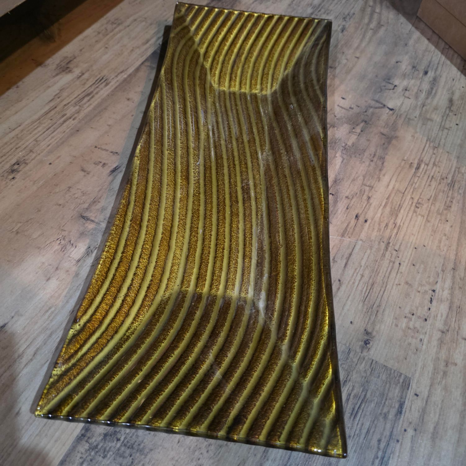 GOLD RECTANGULAR PLATE