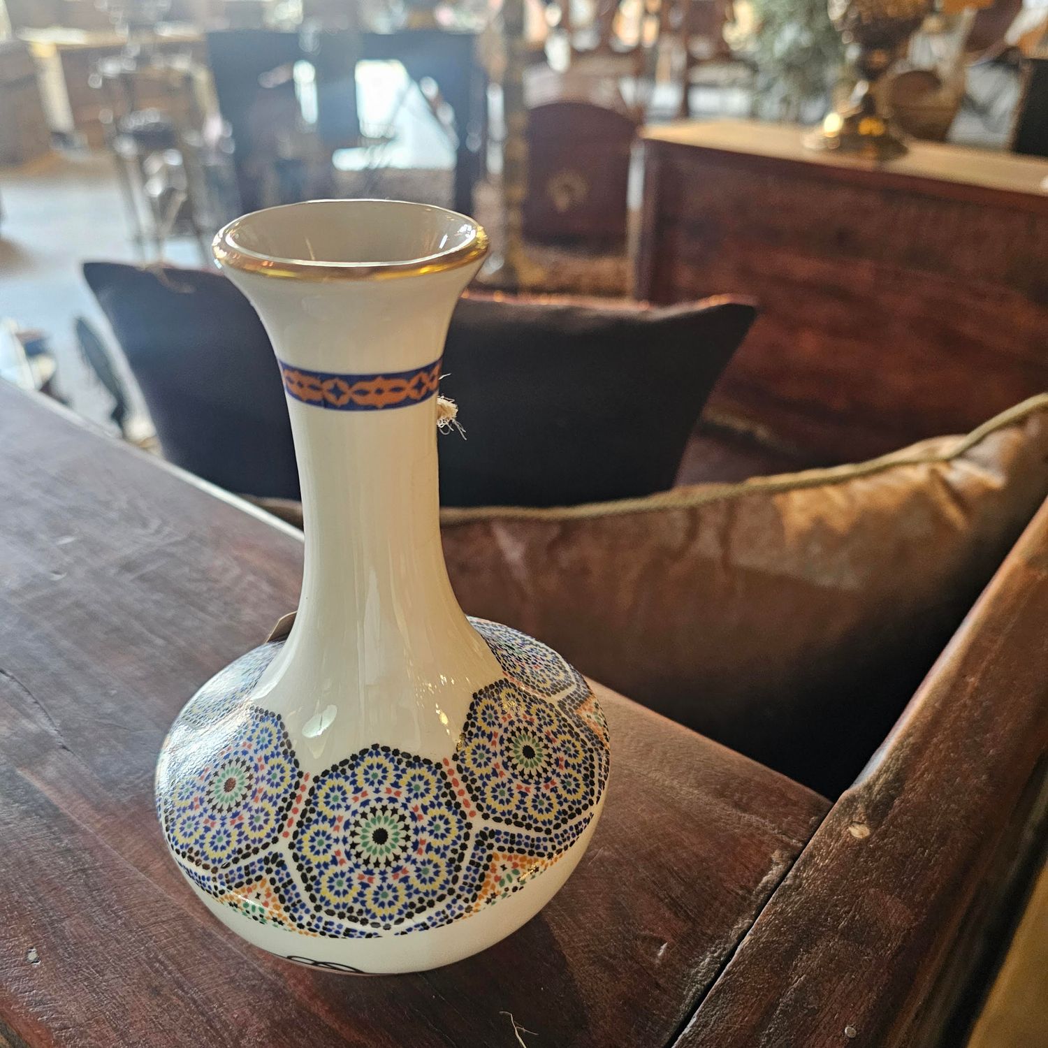 MORROCAN CERAMIC FLOWER VASE