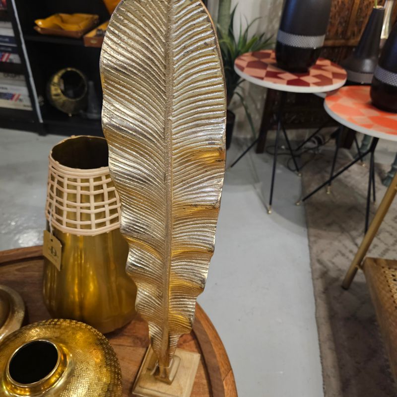 WILLOW TALL LEAF GOLDEN DECOR