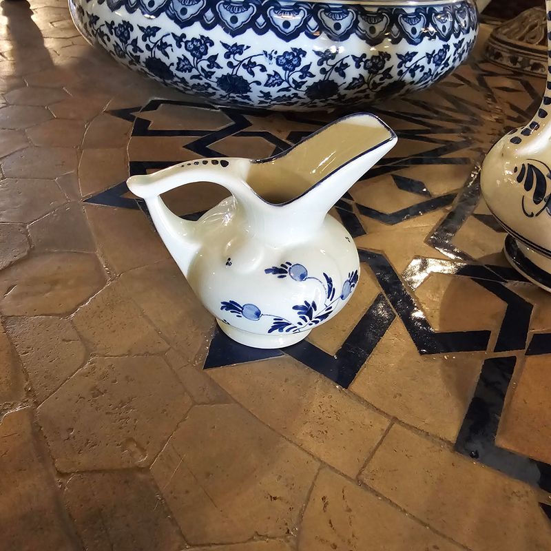 VINTAGE SMALL DELFT BLUE WHITE JUG MADE IN HOLLAND HAND PAINTED DUTCH PITCHER FLORAL VASE