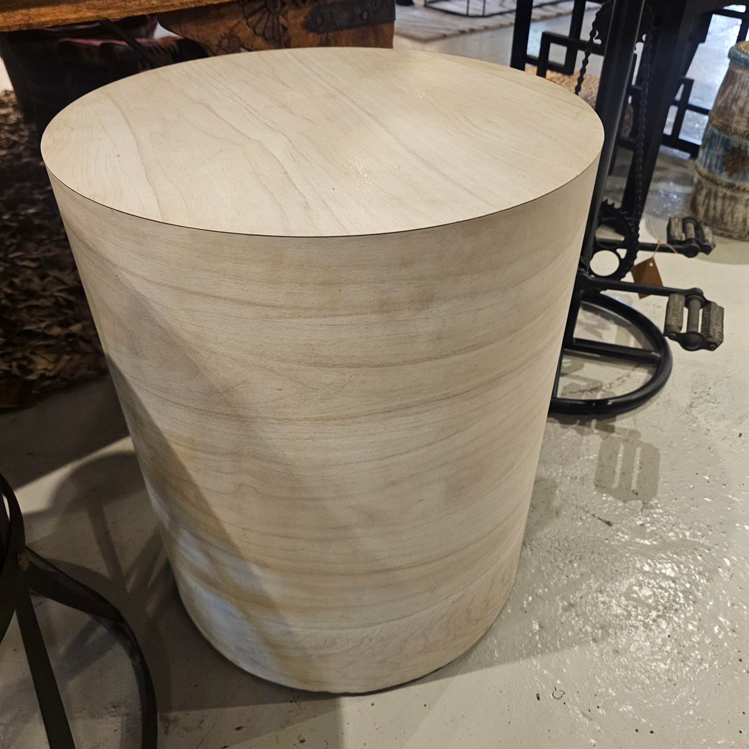 VOLUME WOODEN SIDE TABLE