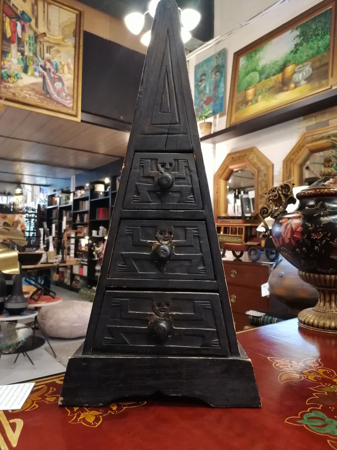 VINTAGE PYRAMID SHAPED SMALL CHEST OF  DRAWER