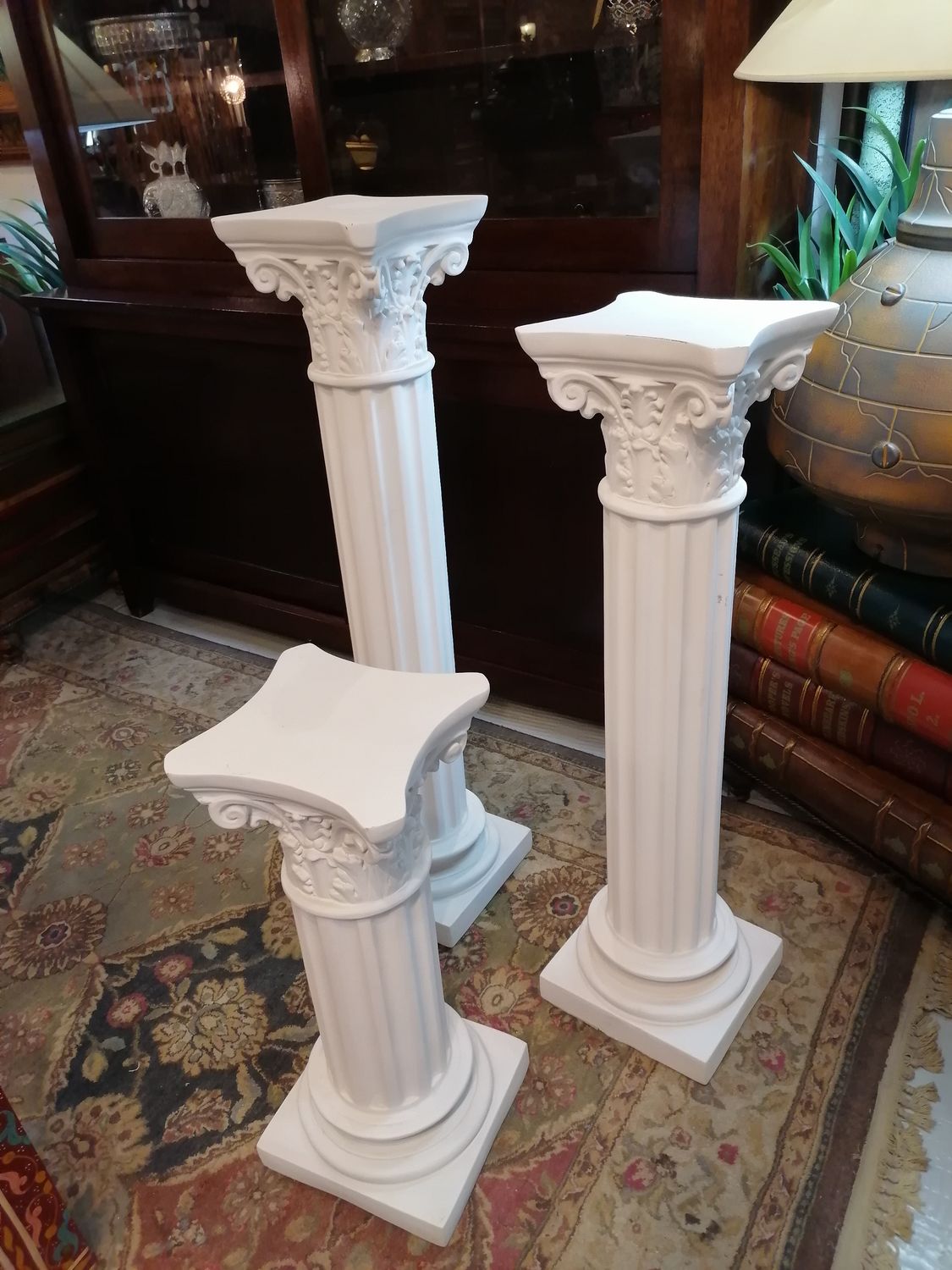 WHITE PLINTH ROMAN STYLE COLUMN SET FOR 3
