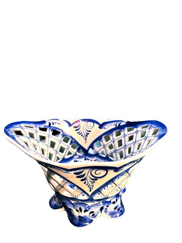 GZHEL PORCELAIN MESH FRUIT BASKET OR CANDY DSH