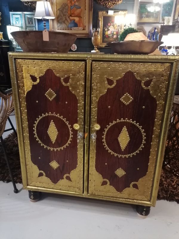 ANTIQUE WOODEN INDIAN  CABINET