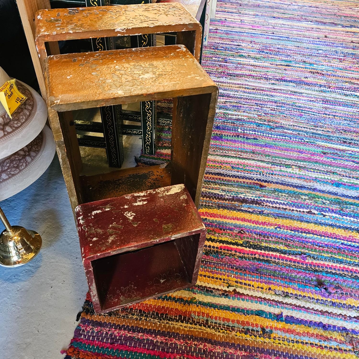 SQUARE WOODEN DECOR