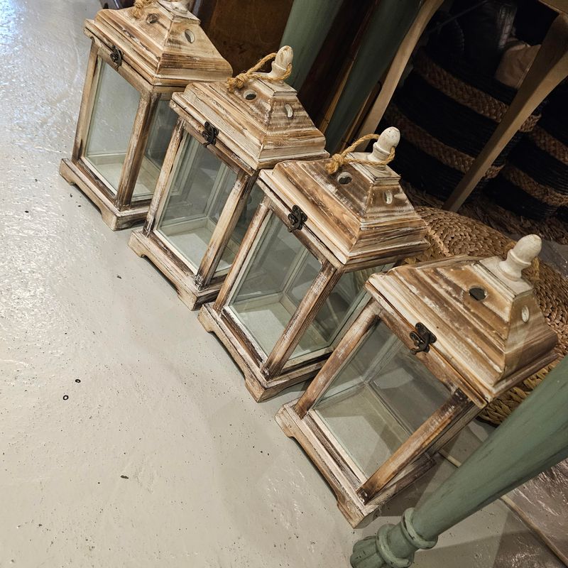 RUSTIC WOODEN CANDLE LANTERN WITH A DISTRESS WHITE  FINISH