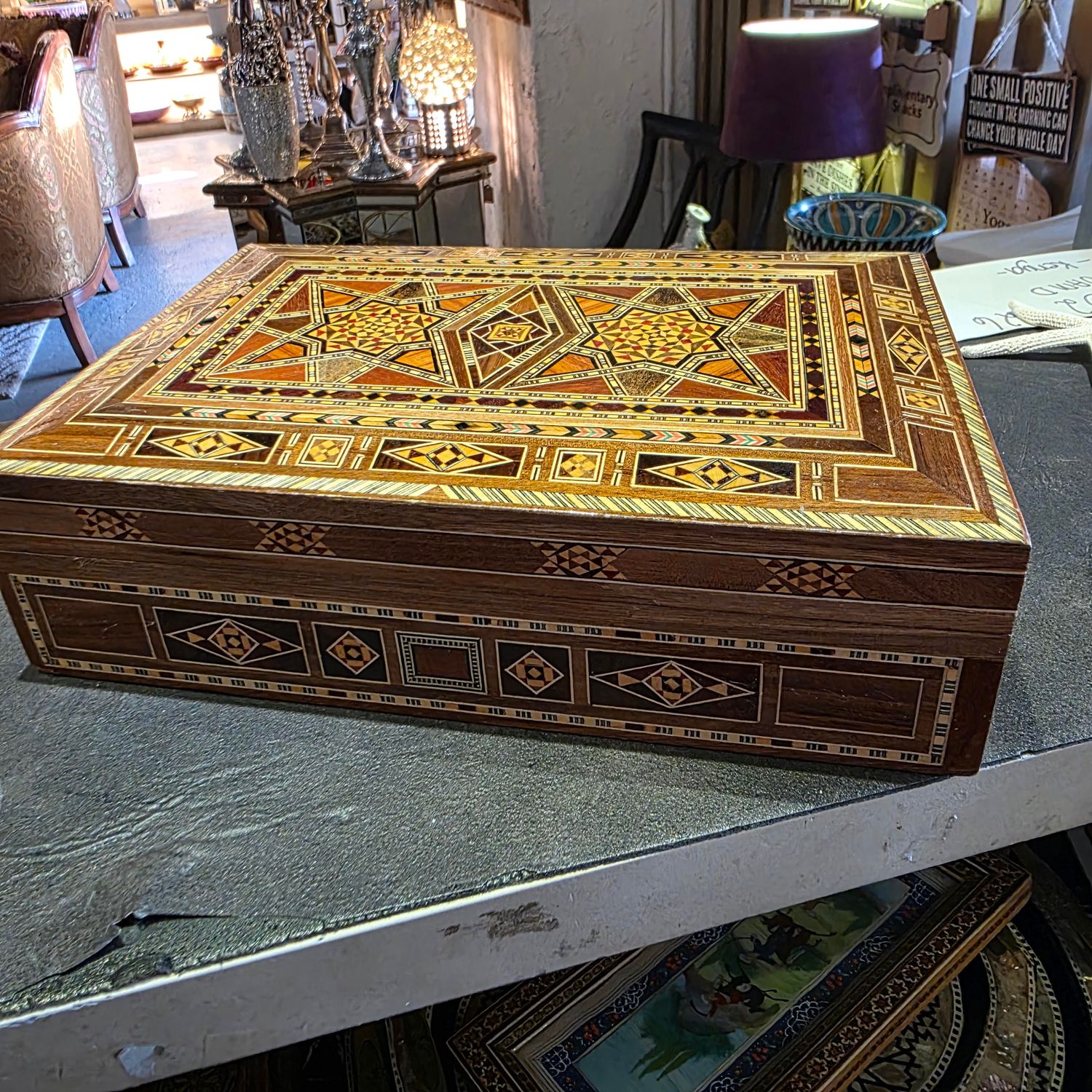 VINTAGE MIDDLE EASTERN HANDCRAFTED WOODEN BOX