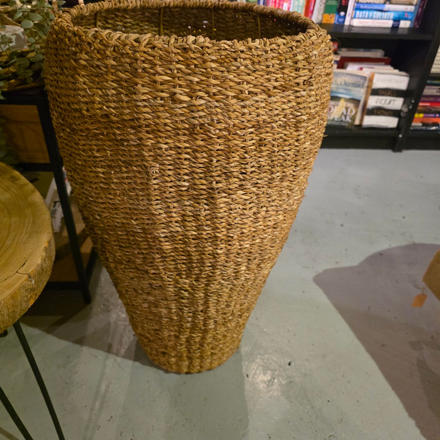 MERCED CONICAL SEAGRASS FLOOR VASE