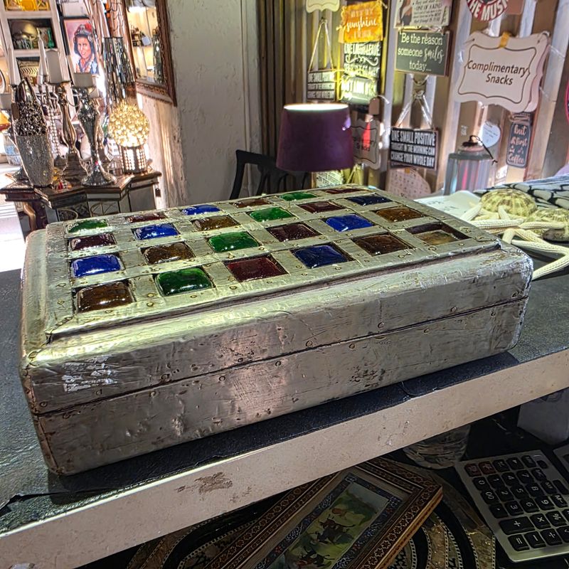 ANTIQUE HANDMADE WOODEN BOX METAL WRAPPED AND COLORFUL MEDIUM SQUARED GLASS INLAID