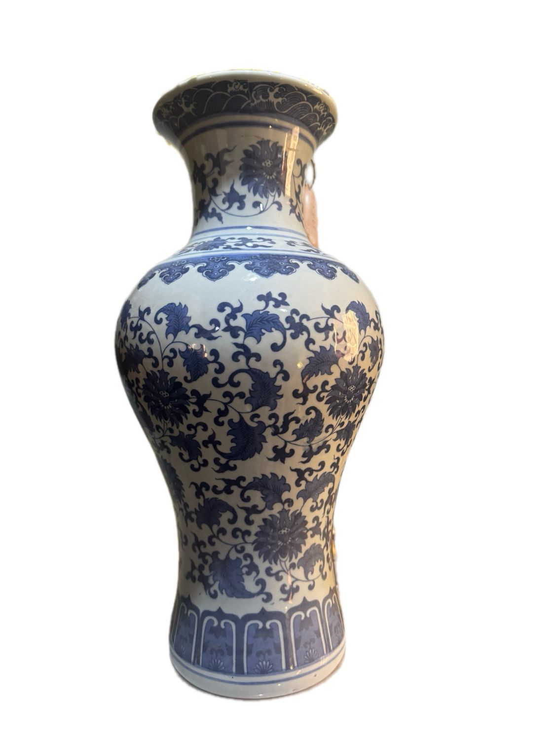 CLASSIC CHINESE BLUE AND WHITE FLORAL PATTERN PORCELAIN VASE