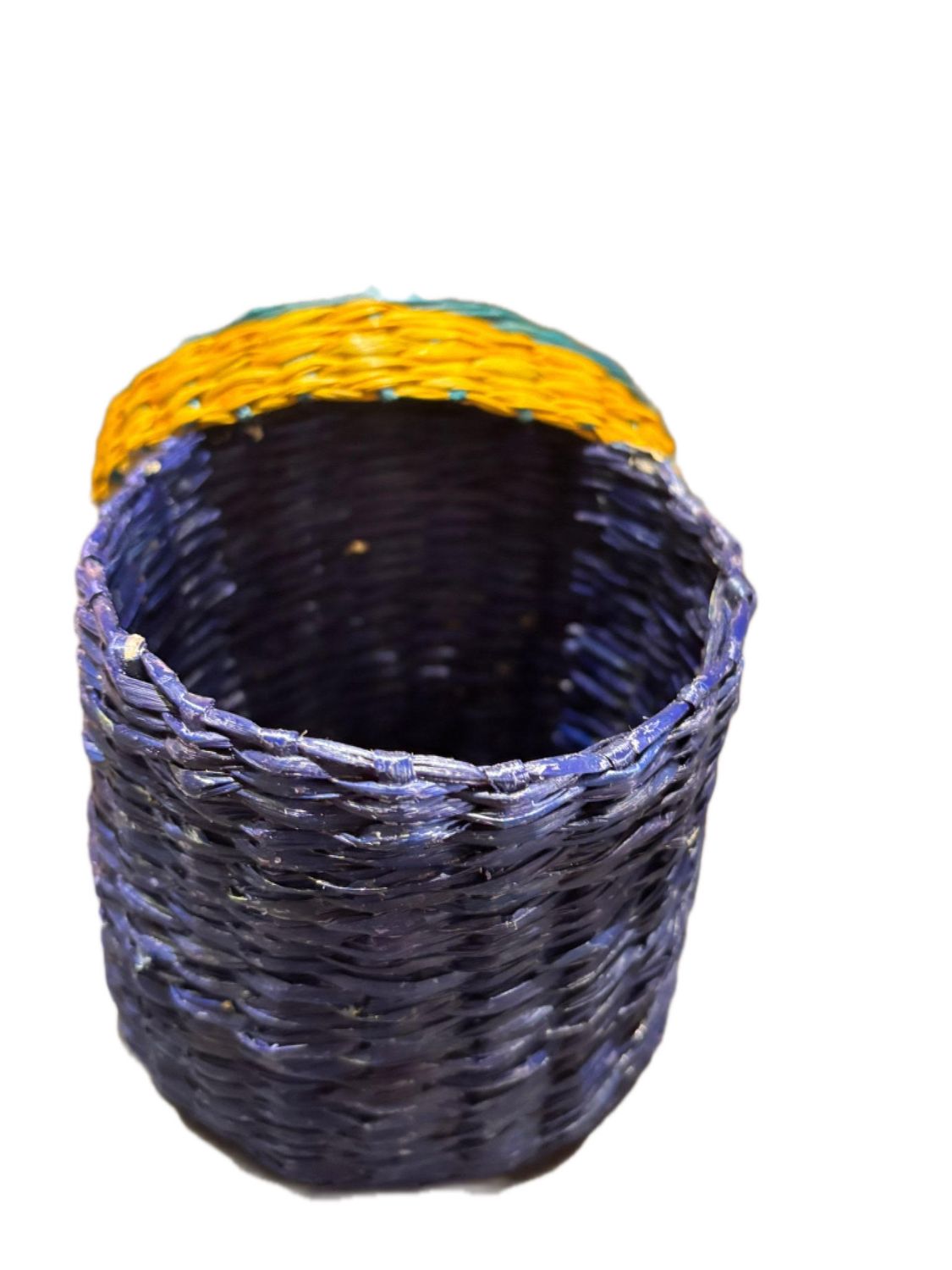 HANDWOVEN STORAGE BASKET WITH A LID