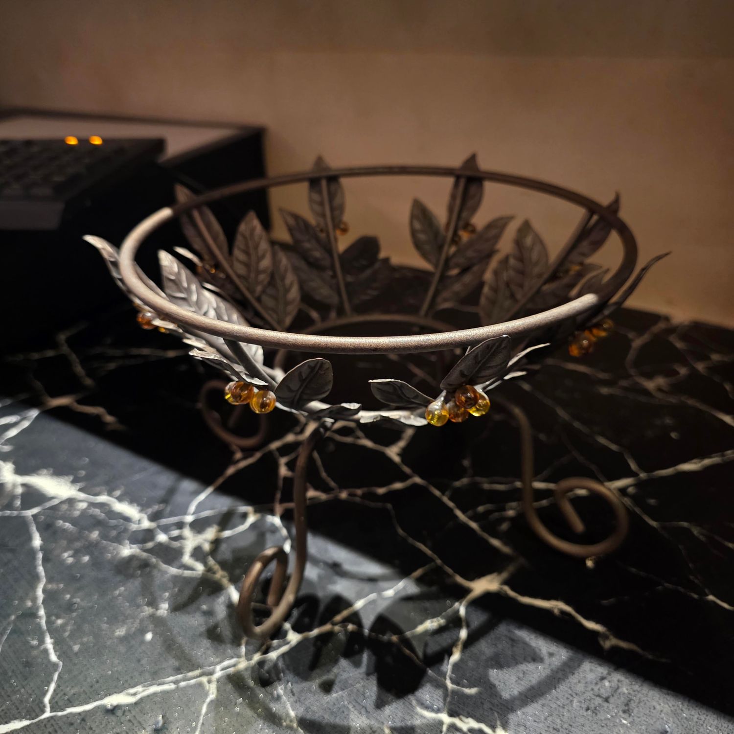 METAL PEDESTAL BOWL CENTERPIECE WITH ORNATE LEAF BEAD ACCENT