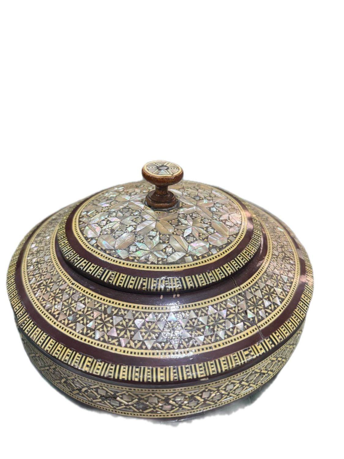 ROUND HANDMADE WOODEN BOX WITH LID FEATURING INTRICATE MOTHER OF PEARL INLAY