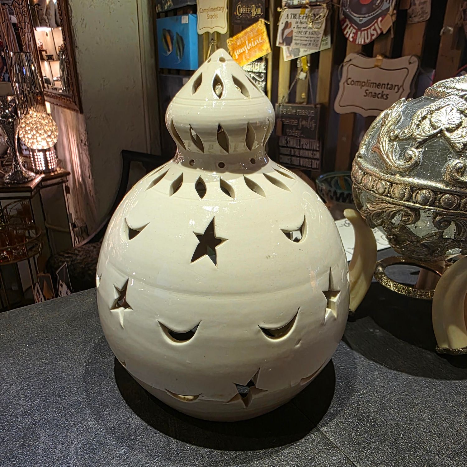 WHITE CERAMIC LANTERN
