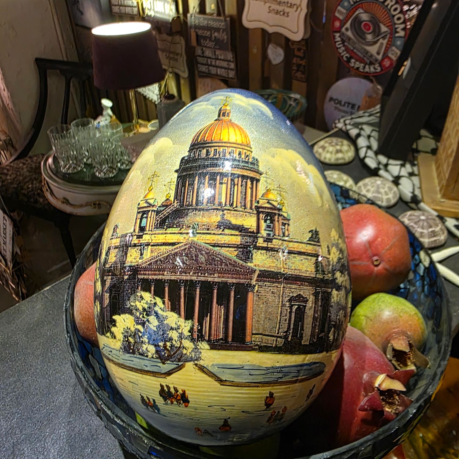 HANDPAINTED DECORATIVE EGG LIKELY SOUVENIR ITEM FROM RUSSIA
