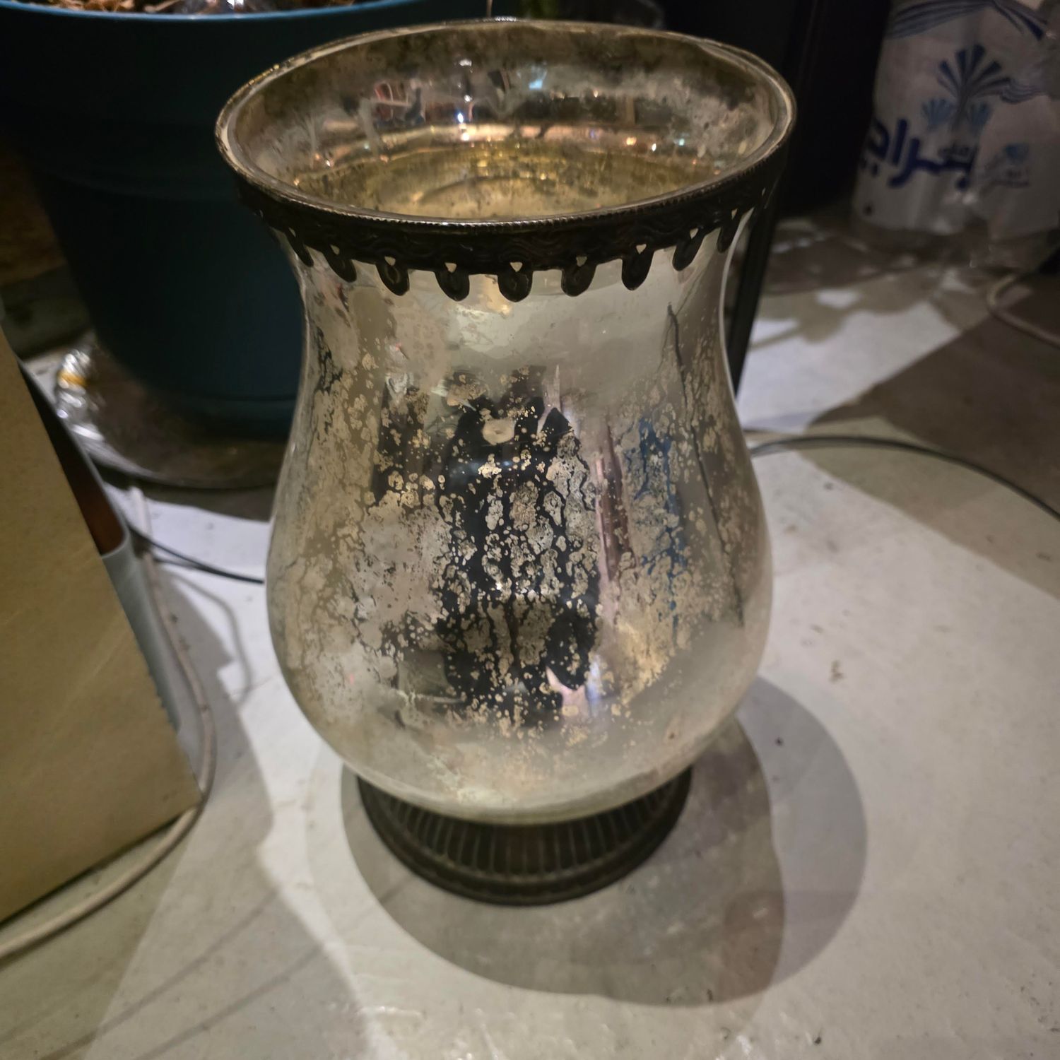 POTTERY BARN SURREY TRIM AMBIENT LAMP IN MERCURY GLASS