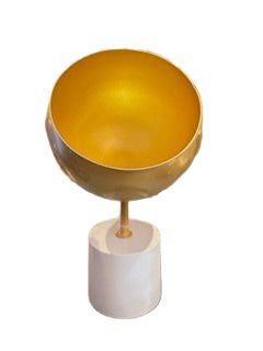 BOWL ON STAND GOLD