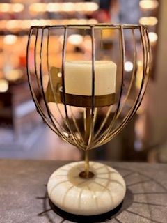 GOLD CADE DESIGN CANDLE HOLDER