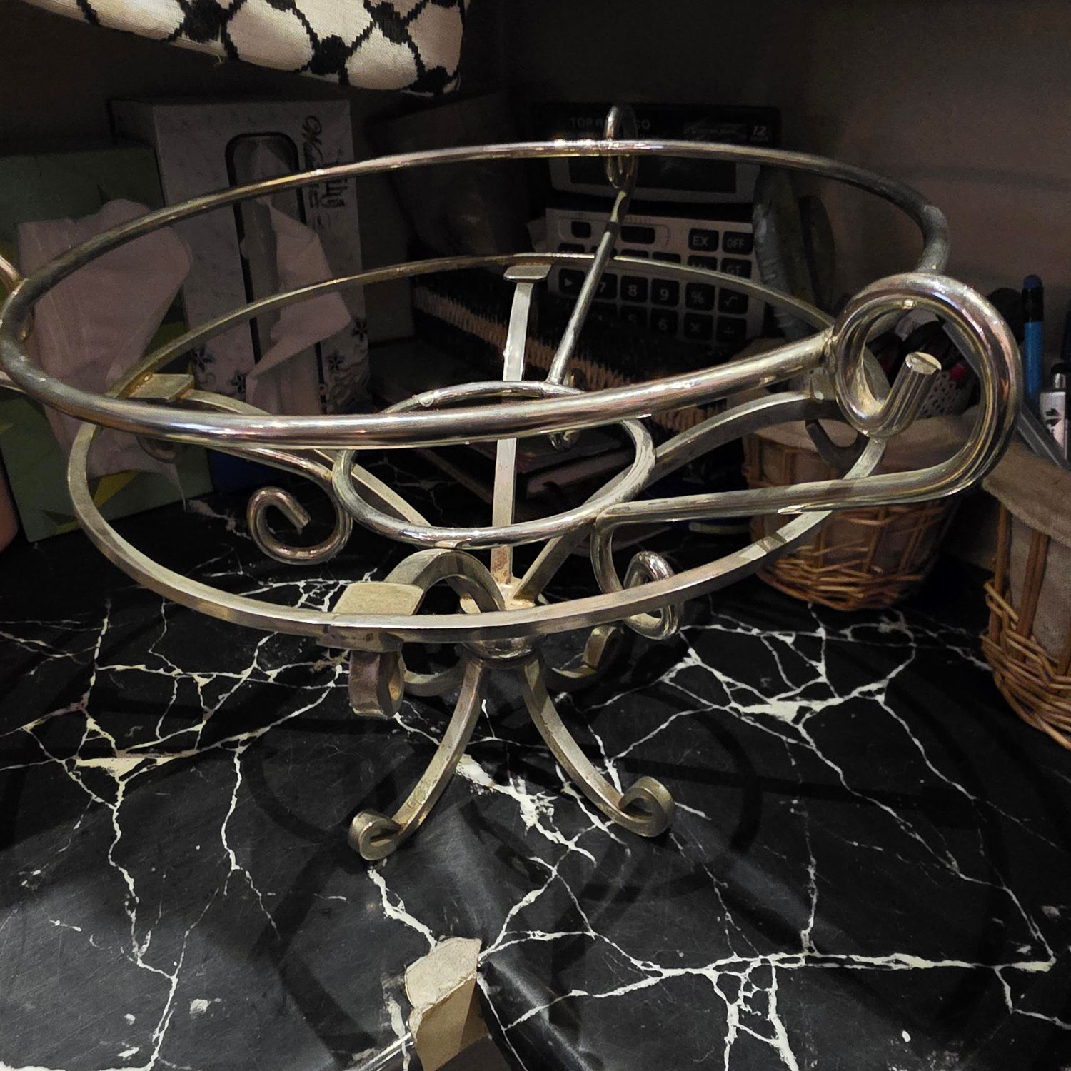 VINTAGE SILVER PLATED FOOD WARMER OR DISH STAND
