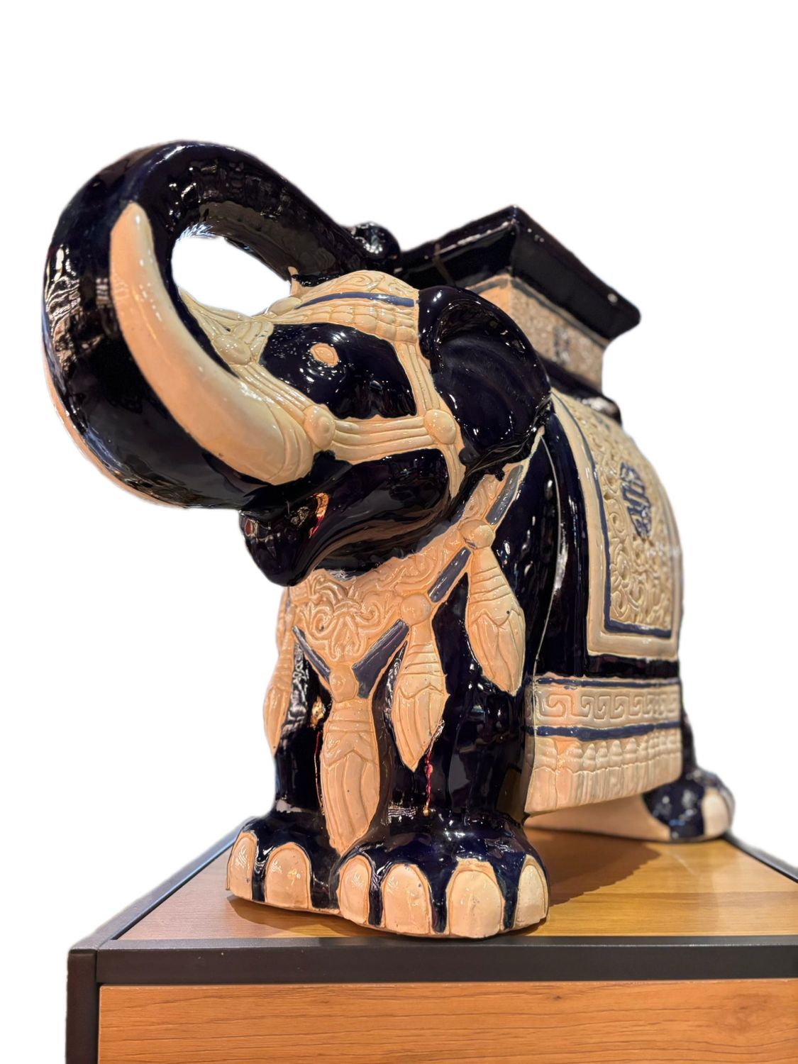CERAMIC ELEPHANT GARDEN DECOR