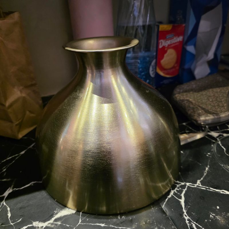 GOLD CLERMONT METAL VASE METALLIC FINISH