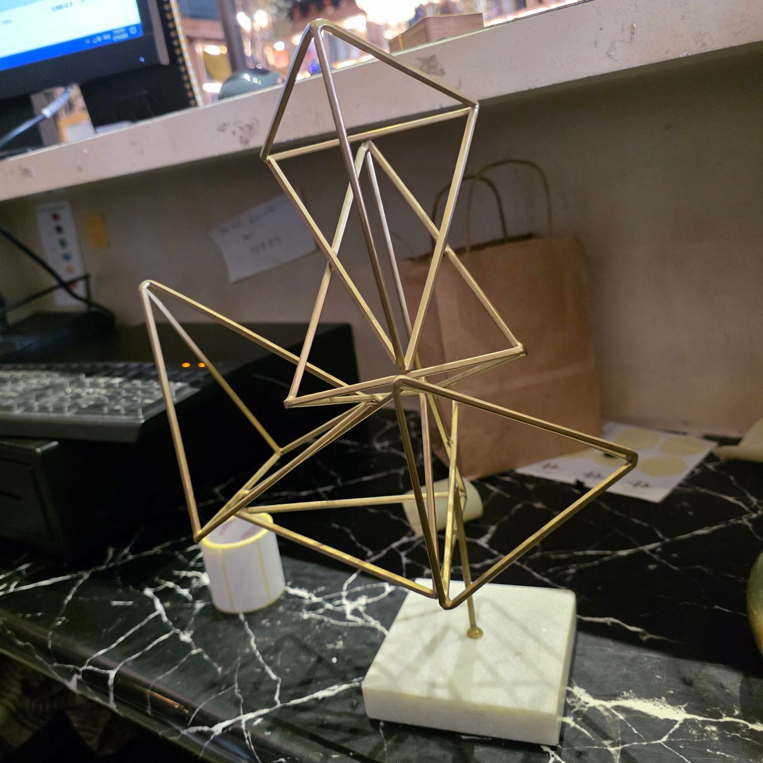 GOLD OCTAGRAM TABLE TOP DECOR